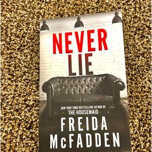 Frieda McFadden Never Lie